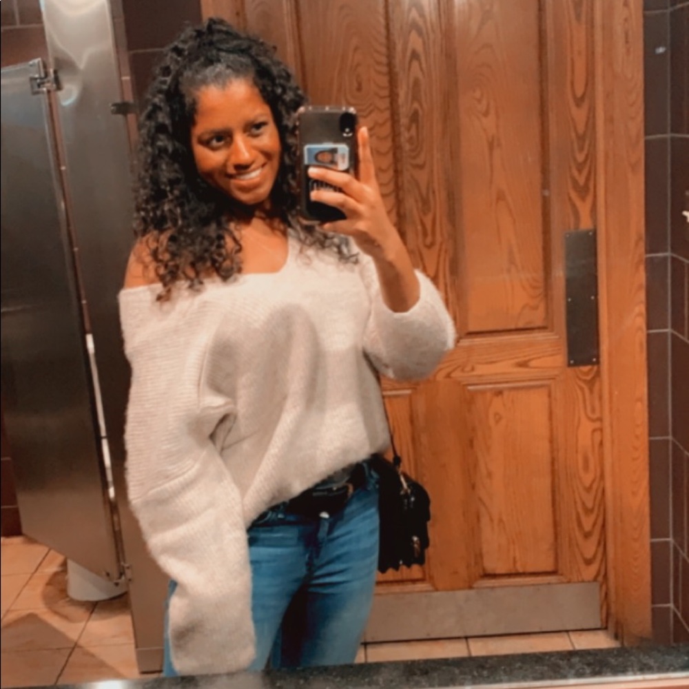 Meet your Posher, Mia!